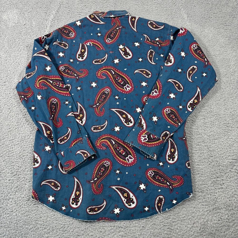 Wrangler Blue Paisley Button-Down Brushpopper - Picture 5 of 11